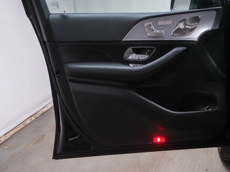 Fahrzeugabbildung Mercedes-Benz GLE 300 d AMG*PANO*AHK*21"Zoll*360°*BURMESTER*