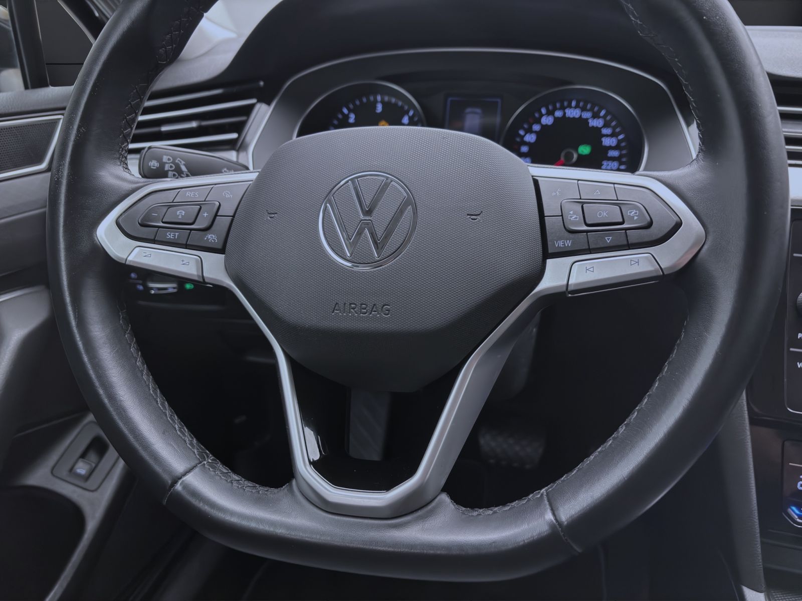 Volkswagen Passat Variant - Bild 13
