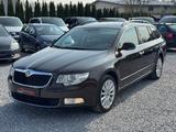 Skoda Superb Combi Exclusive DSG/Navi/Memory/Garantie - Skoda Superb Exclusive mit Benzin-Antrieb