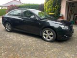 Chevrolet Cruze LT Tüv Neu!! - Chevrolet Cruze: Schwarz