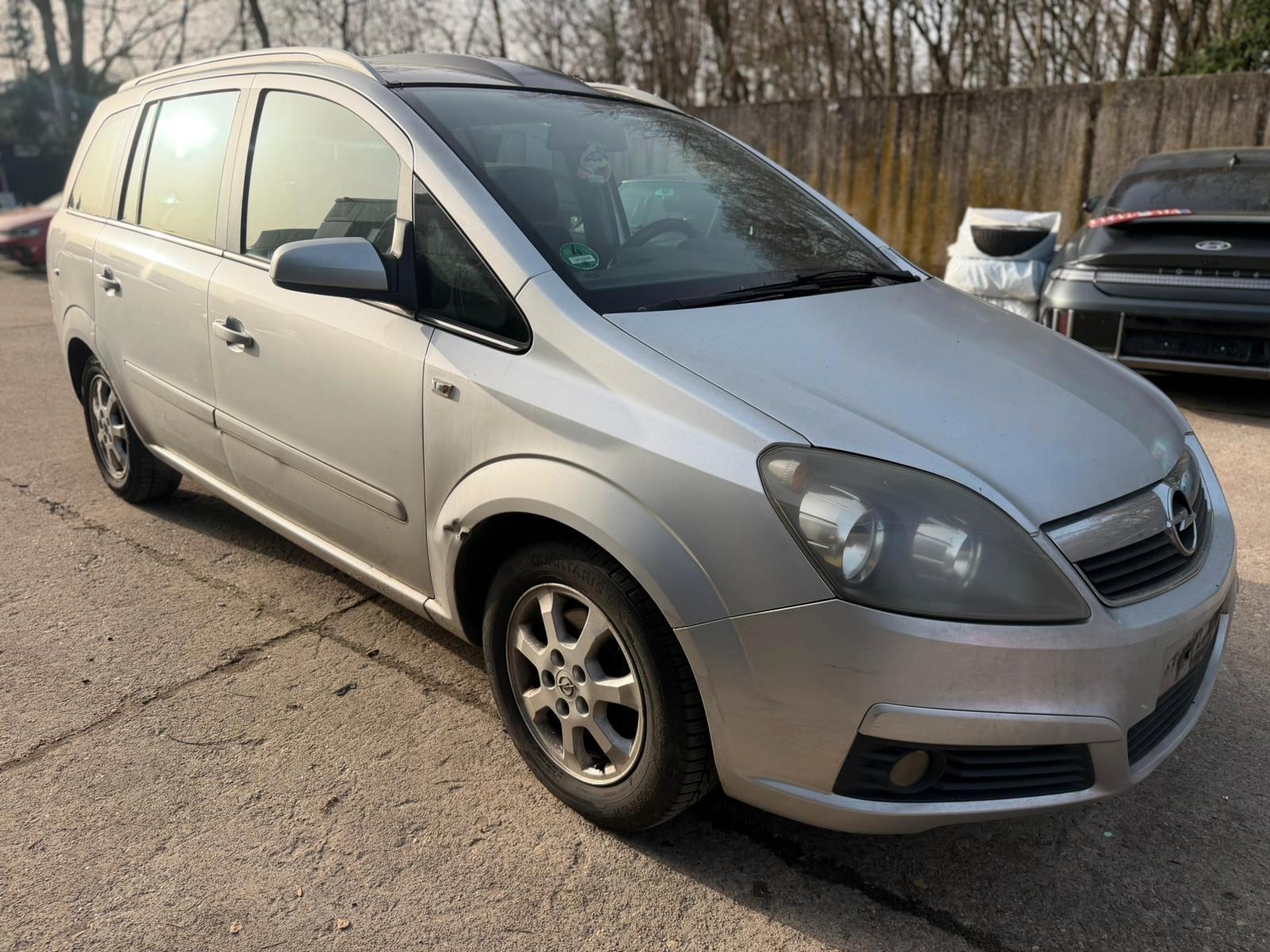 Opel Zafira B 1.8 *Panorama* Getriebeschaden