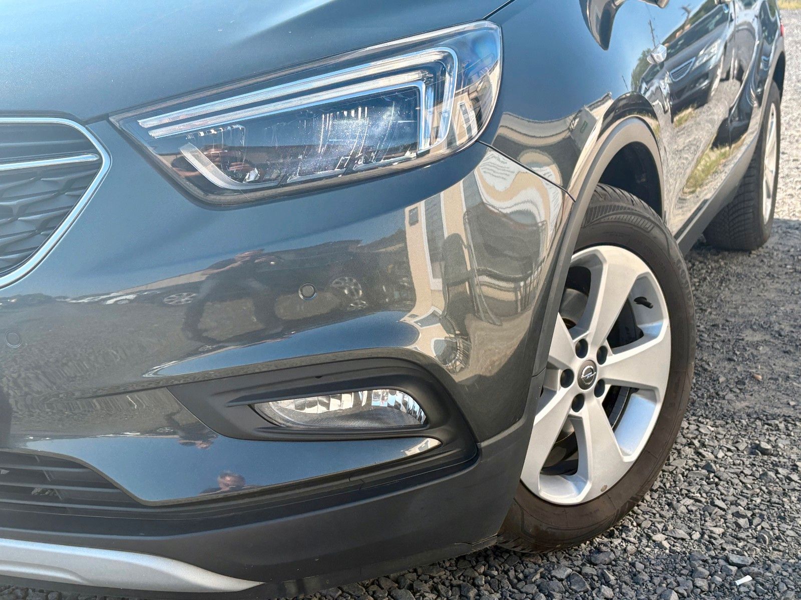 Fahrzeugabbildung Opel Mokka X 1.4 Innovation Aut. Navi LED SPORTSITZE