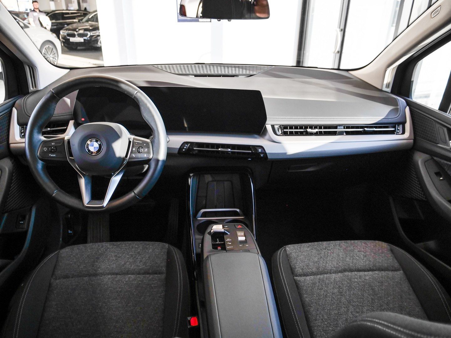 BMW 220 Active Tourer - Bild 11