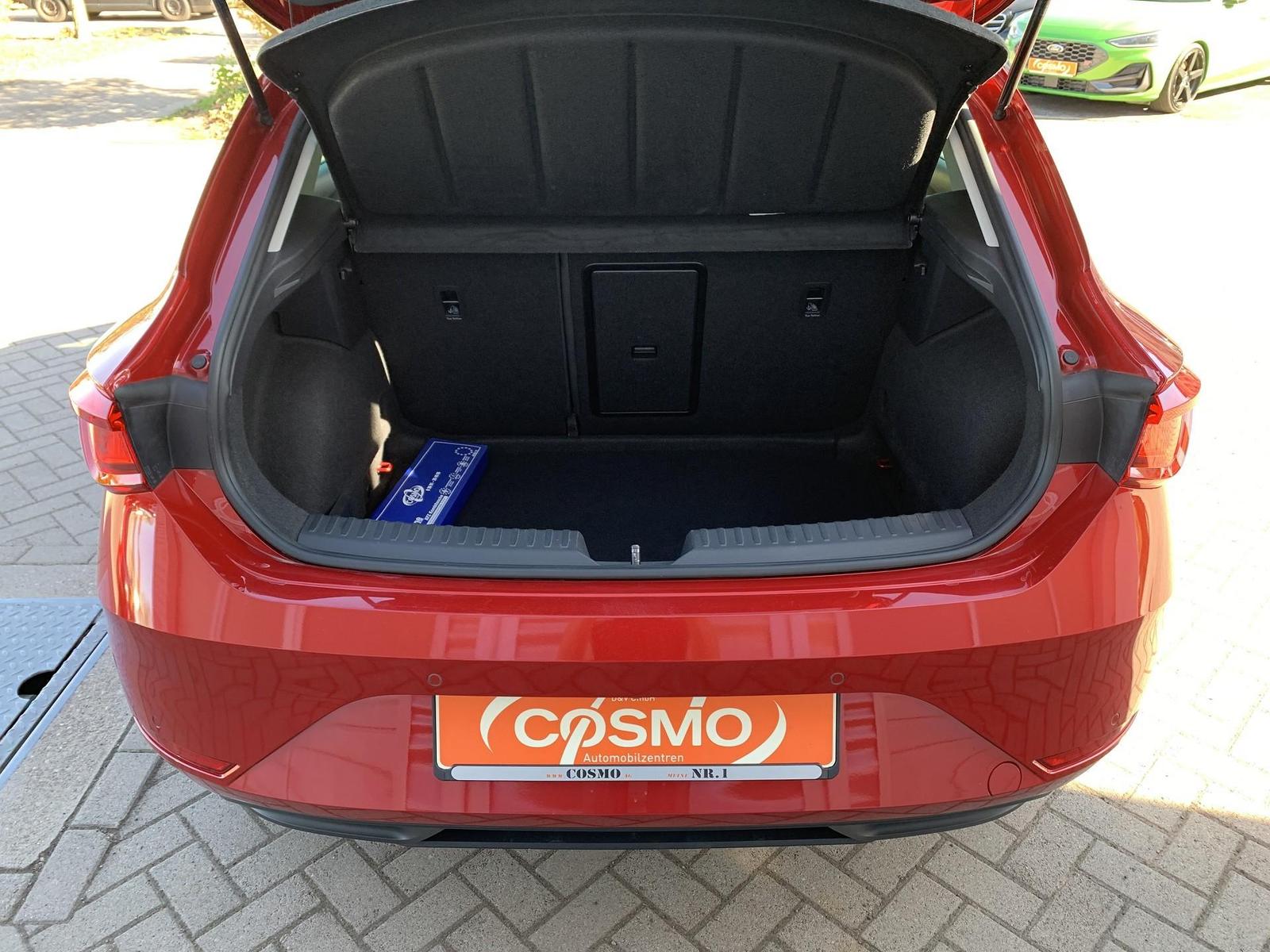 SEAT Leon 1.5TSI DSG Xcellence Voll-LED+Navi+Kamera, миниатюра 6