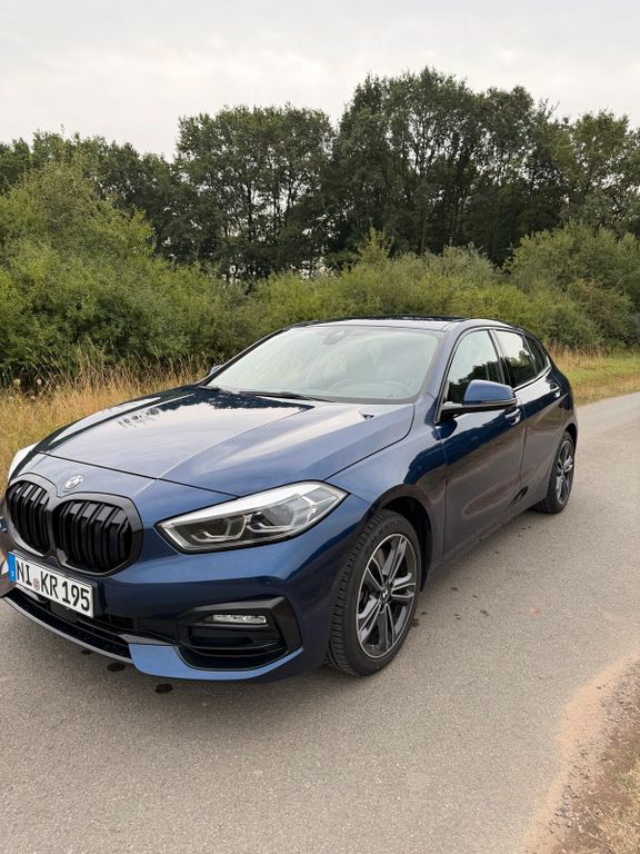 Image of BMW 120