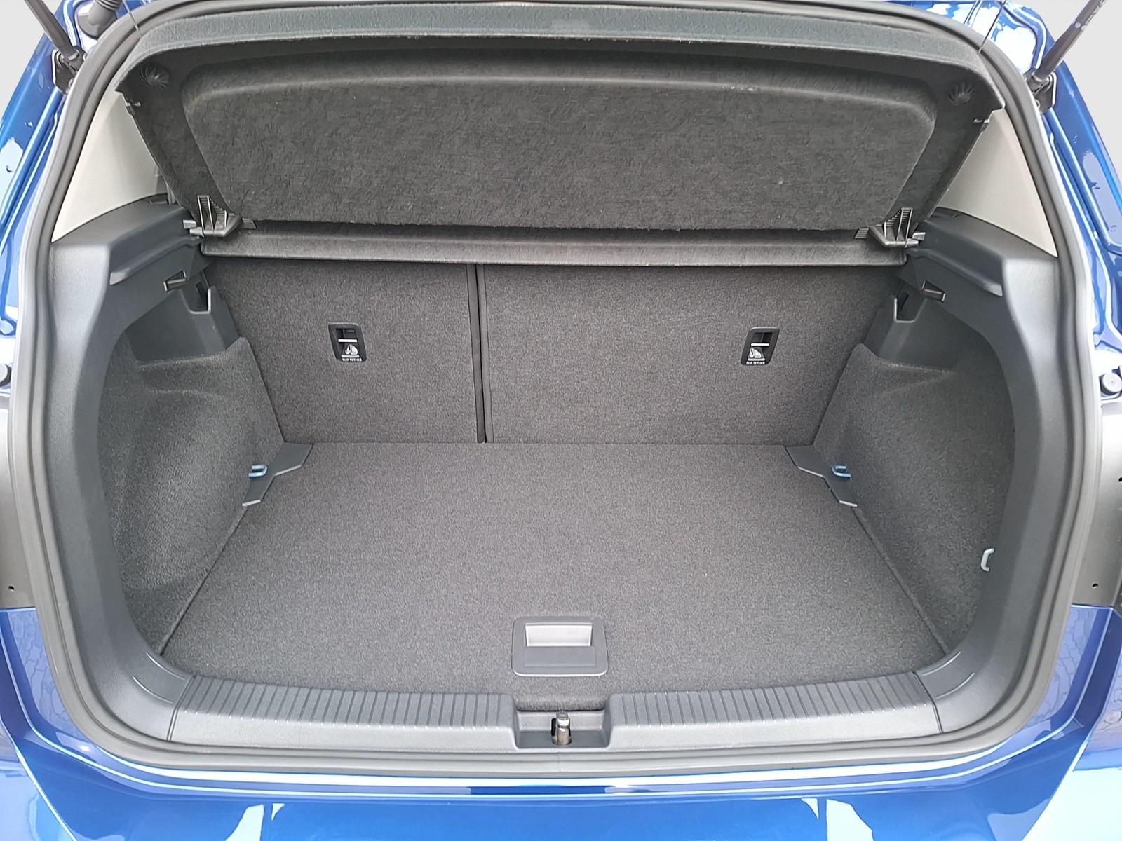 Volkswagen T-Cross TSI Active Navi AID ACC SHZ Park-Assist 