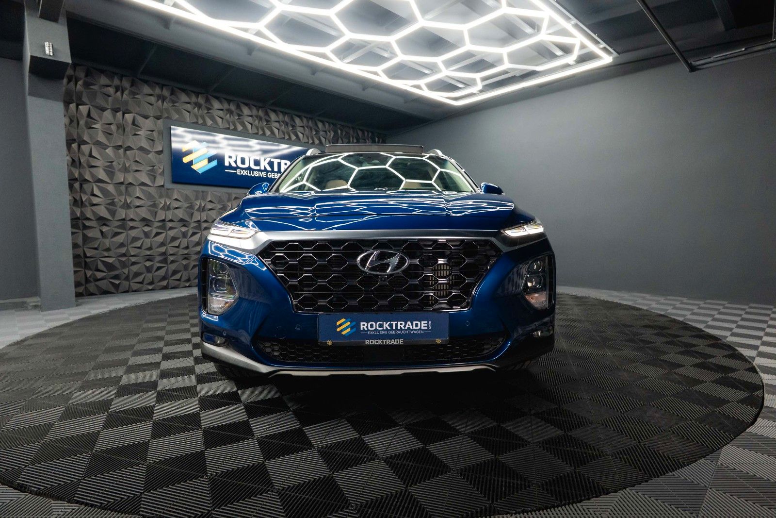 Fahrzeugabbildung Hyundai Santa Fe Premium 4WD 8G*Pano*ACC*LED*DAB*21Zoll*