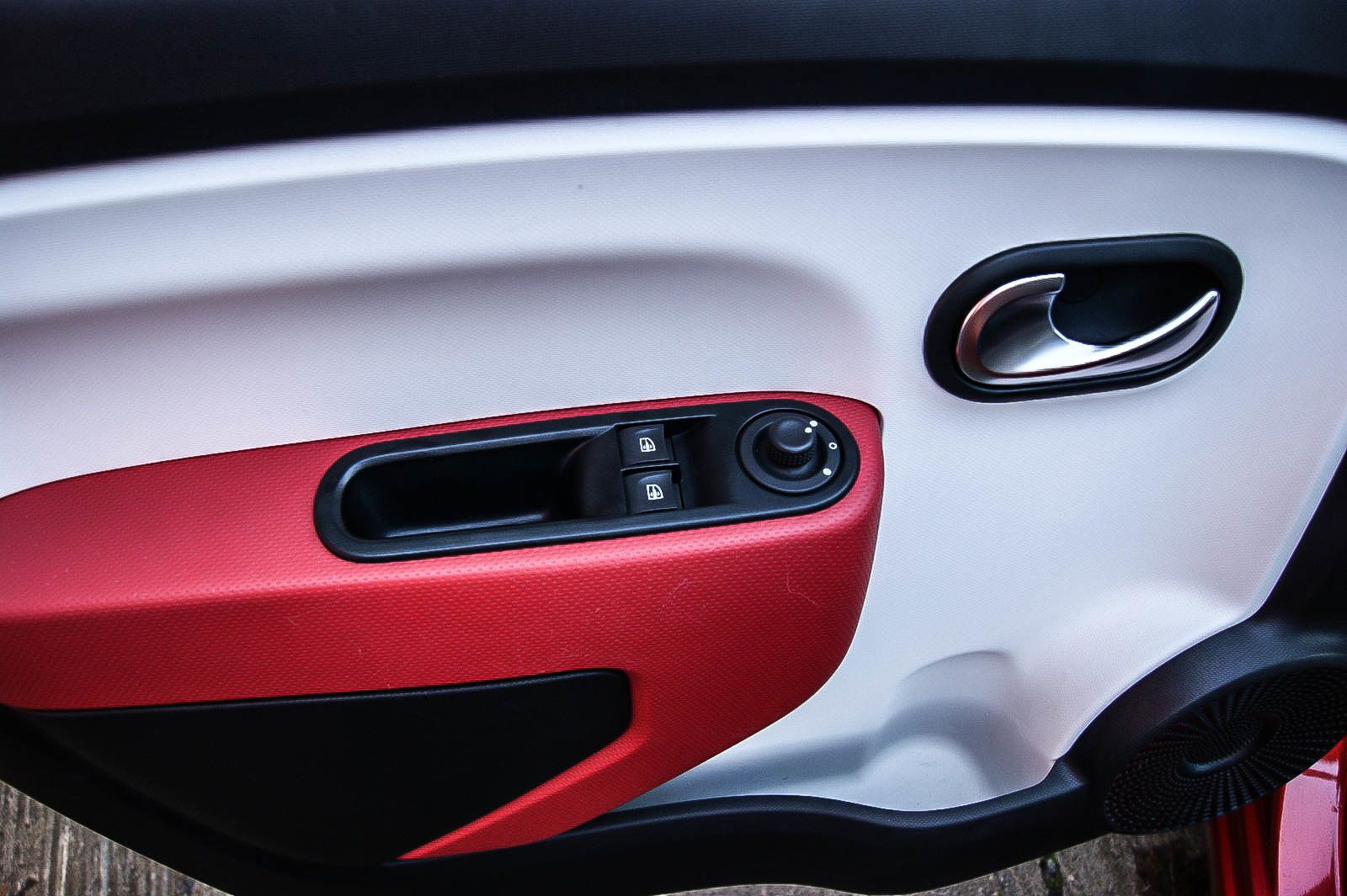 Fahrzeugabbildung Renault Twingo Dynamique 1.0 FALTDACH PDC SIHZG TEMPOMAT