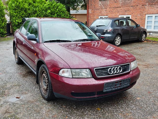 Audi A4 1.8 *AHK *