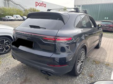 Porsche Cayenne - 9