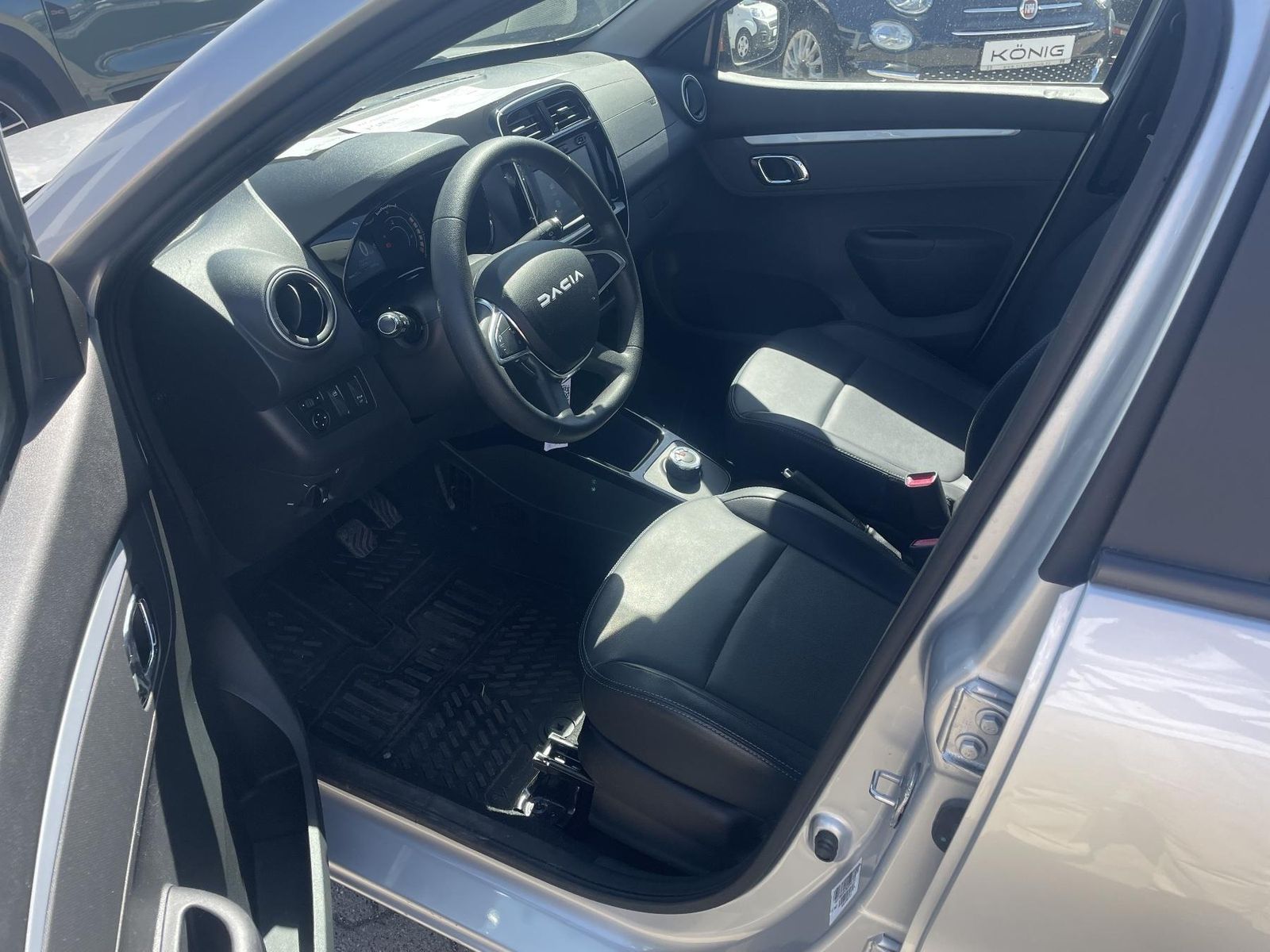 Dacia Spring - Bild 9