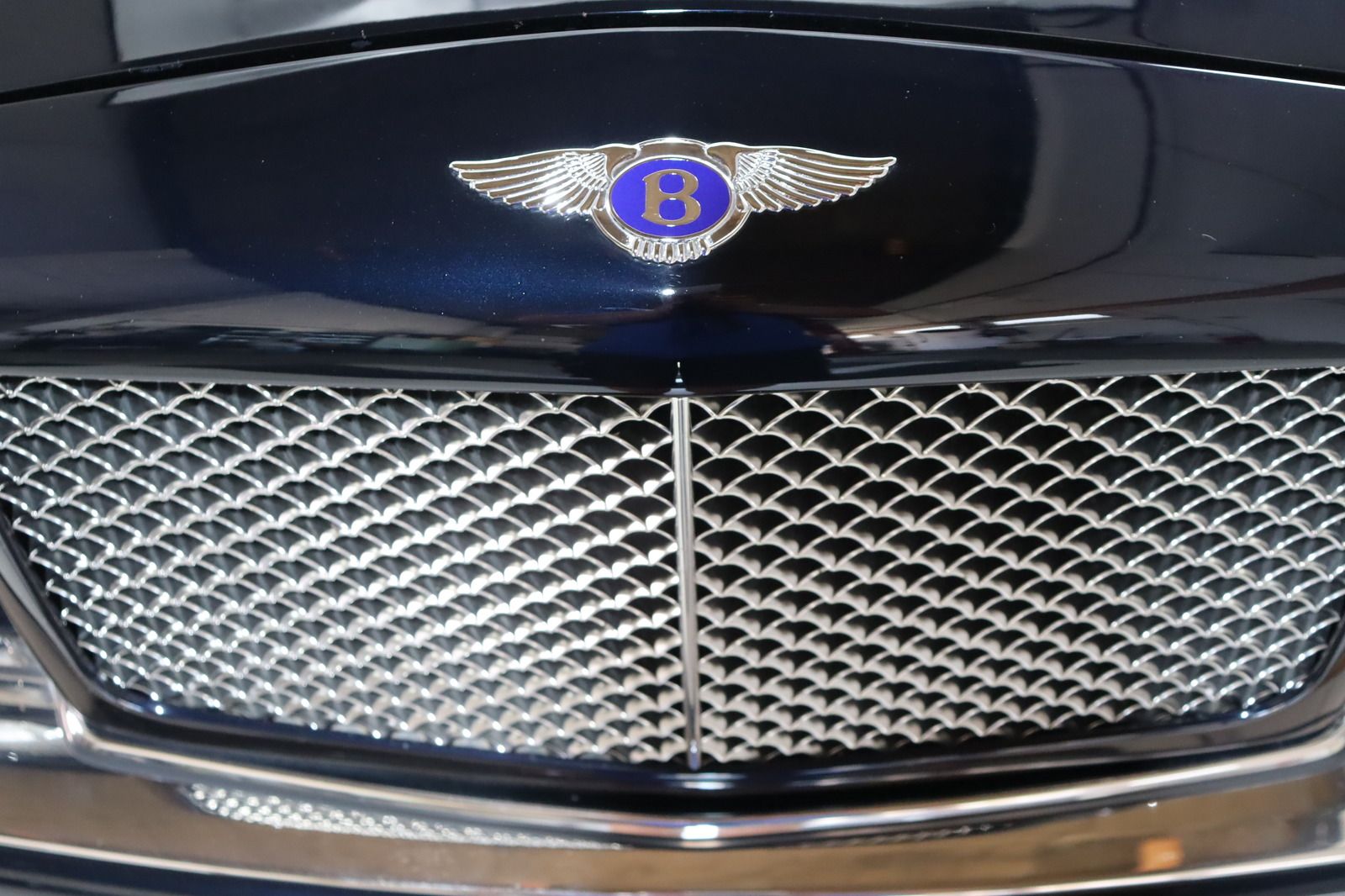 Fahrzeugabbildung Bentley Azure Mulliner Cabriolet * Top-Zustand