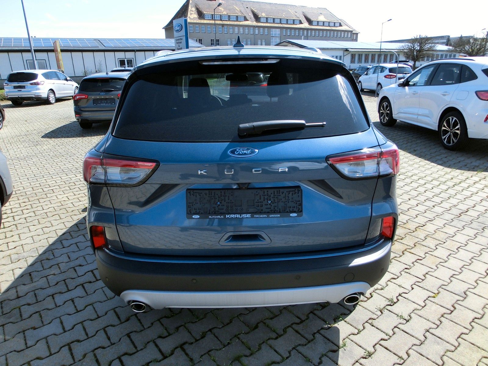 Fahrzeugabbildung Ford Kuga Titanium X Automatik *LED*Kamera*Navi*