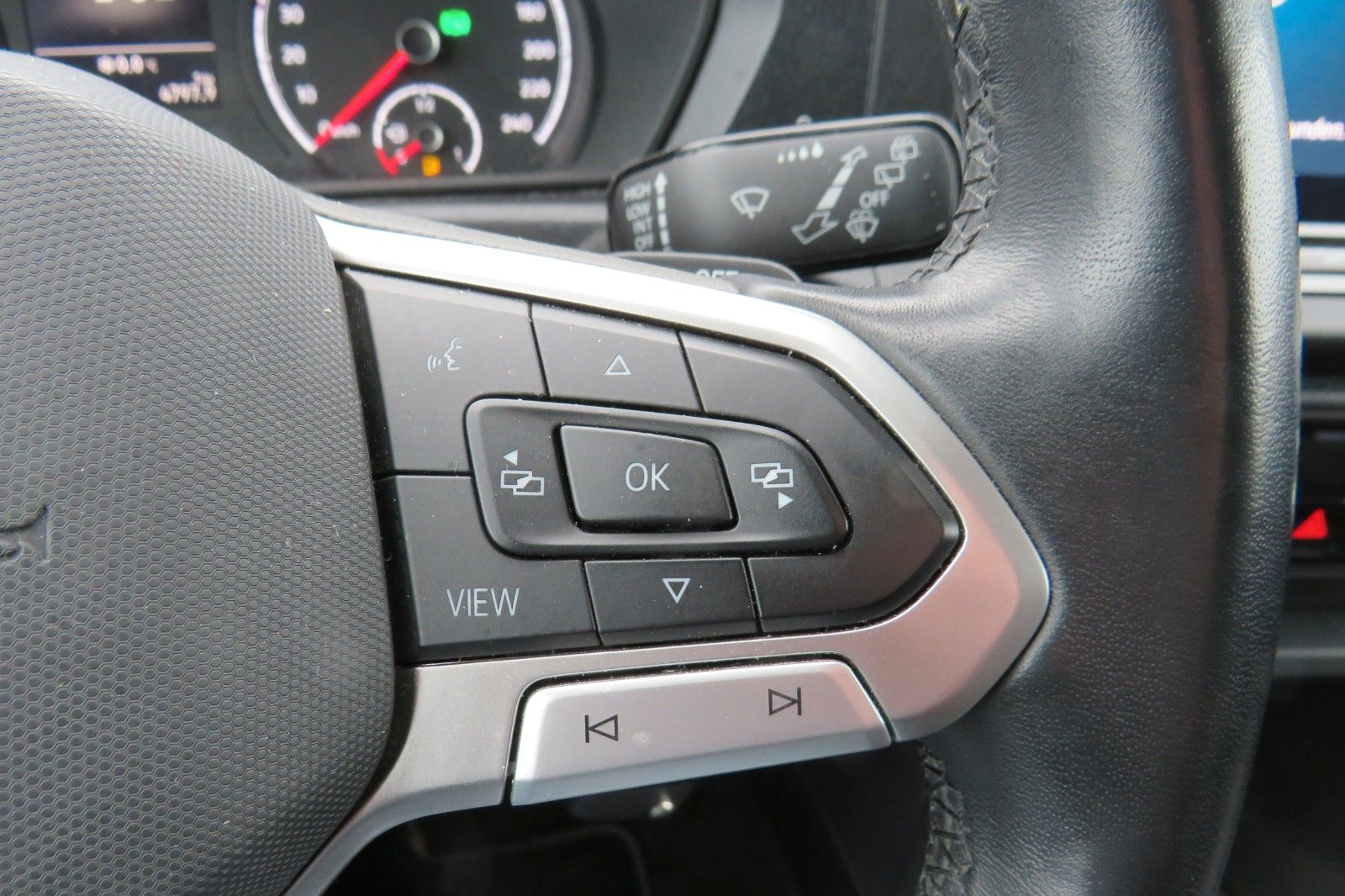 Fahrzeugabbildung Volkswagen Caddy Life DSG NAVI PDC SITZHEIZUNG 1.HD