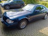 Mercedes-Benz SL 320 -  Sitze hinten (Notsitze) - blaue Mercedes-Benz SL 320