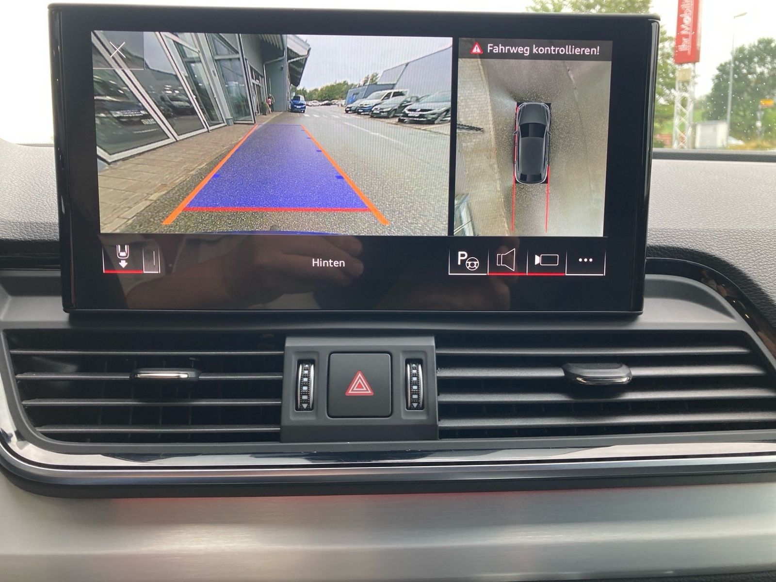 Audi SQ5 - Bild 15