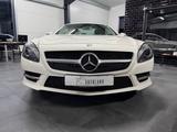 Mercedes-Benz SL 350 SL Roadster AMG - Mercedes-Benz SL 350: AMG