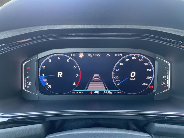 T-Roc R-Line 1.5 TSI OPF DSG/AHK/RFK/IQ.D/NAVI