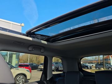 Fotografie 14 des Suzuki Vitara Hybrid Comfort+ Keyless PDC vo. & hi. SHZ