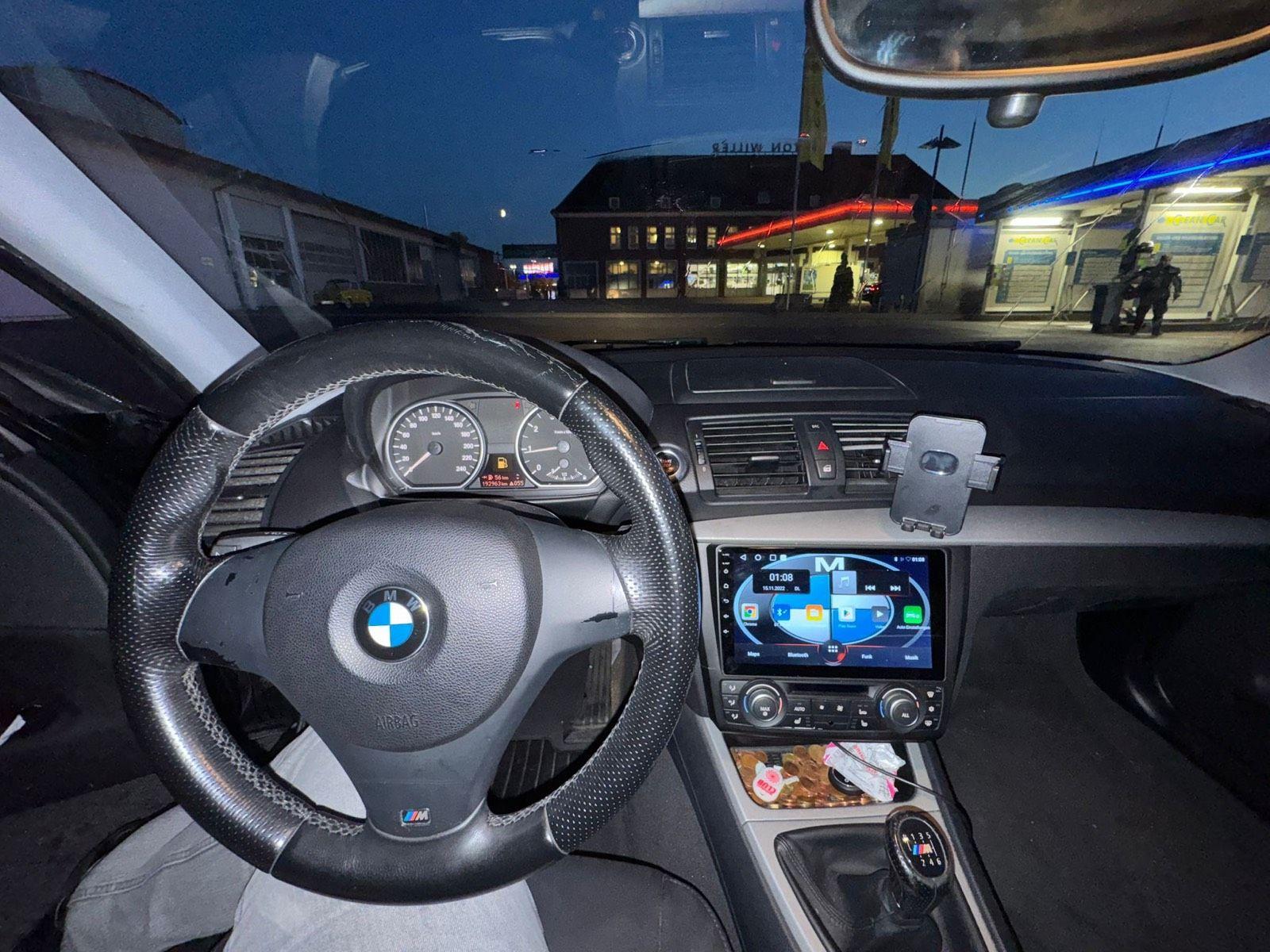 BMW 116 2010 — photo 9
