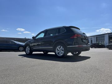 Volkswagen Tiguan Allspace - 8