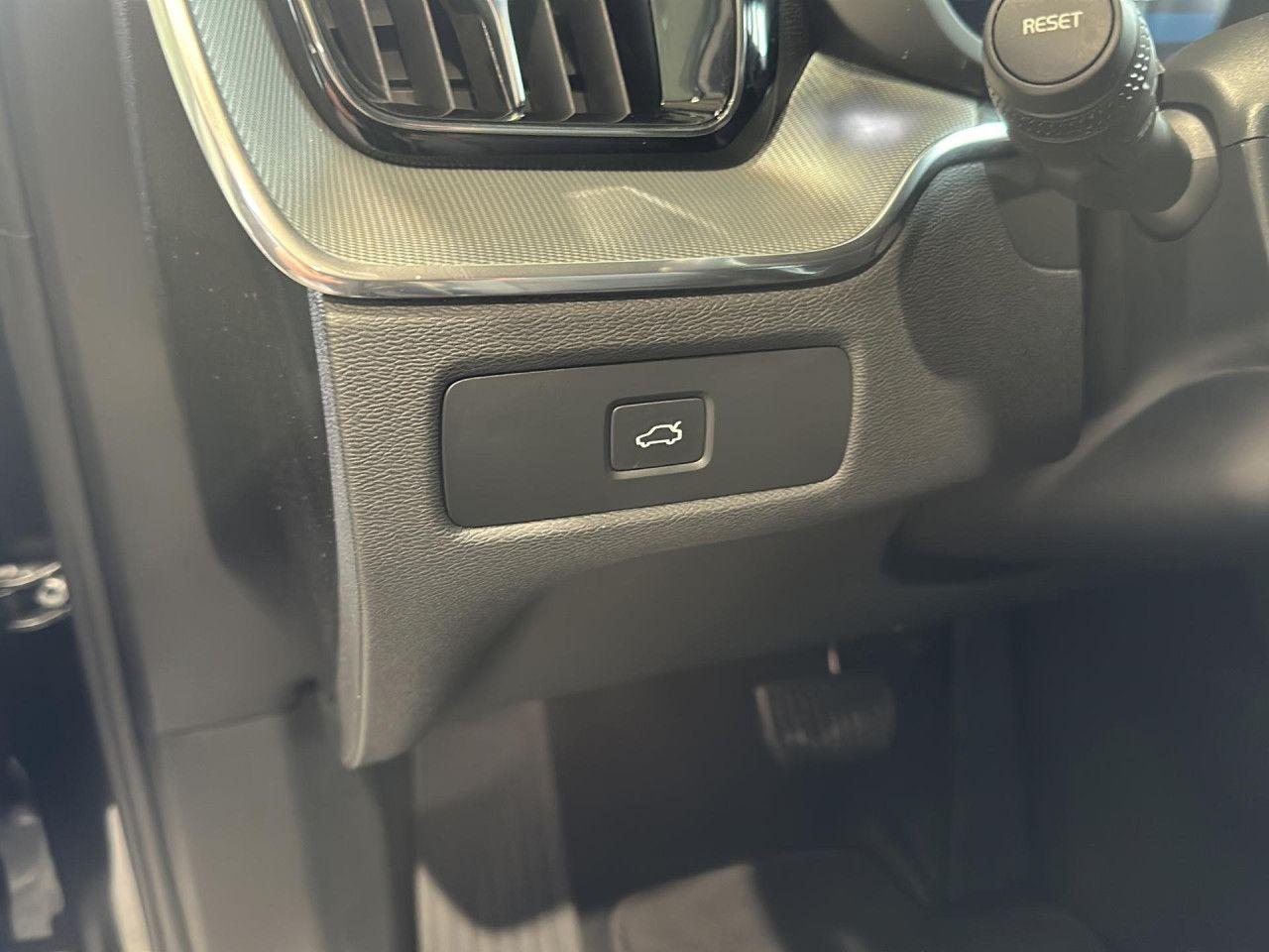 Volvo XC60 XC 60 Plus Dark AWD Bluetooth Navi LED Klima, миниатюра 10