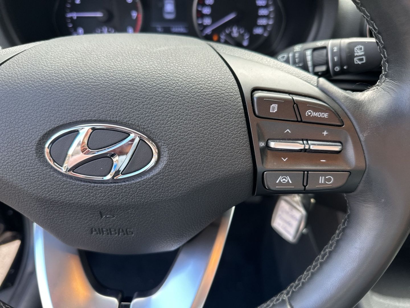 Fahrzeugabbildung Hyundai i30cw DCT Automatik +KLIMA + SITZHEIZUNG + TEMPO