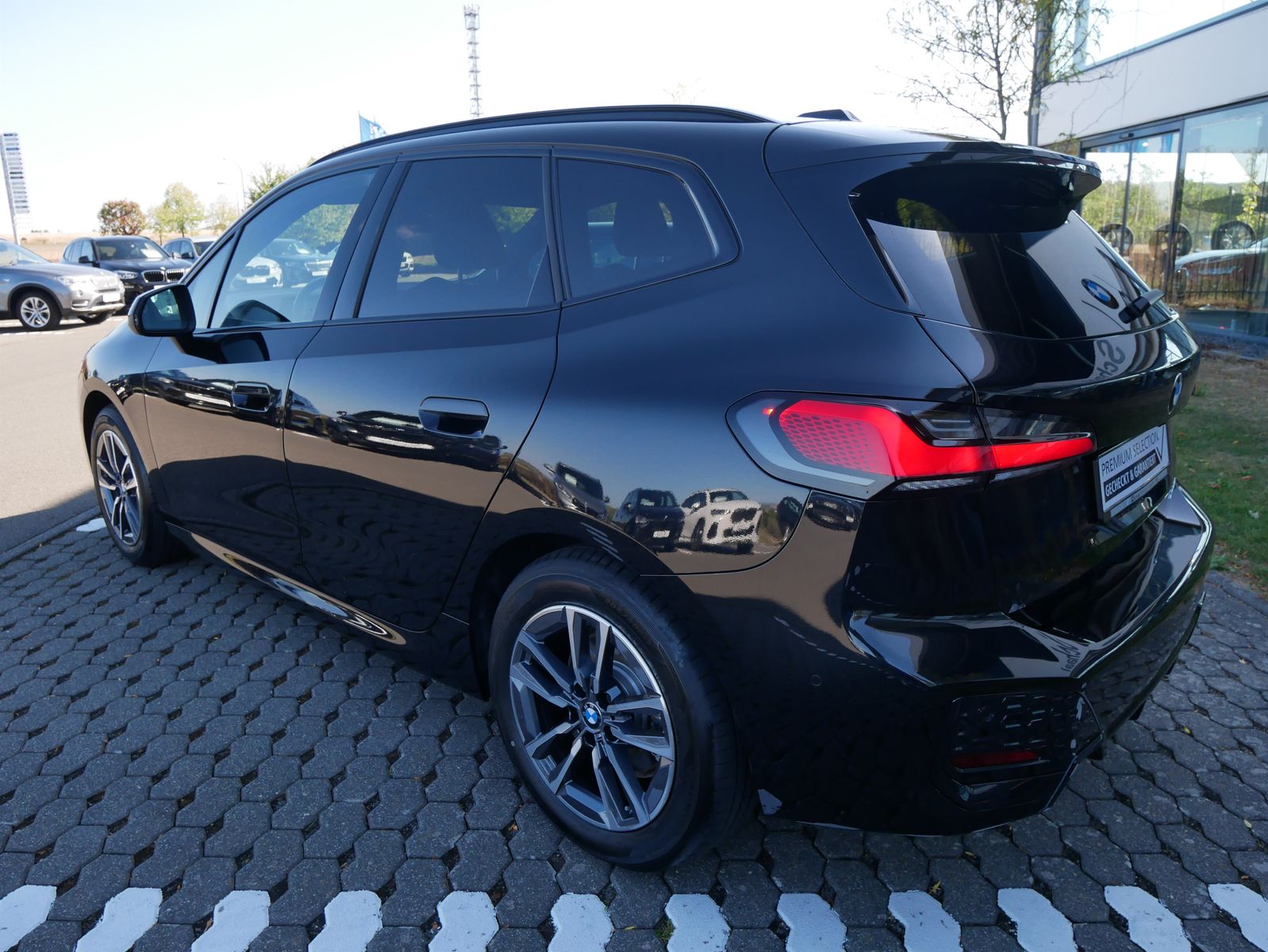 BMW 220i Active Tourer M-Sport A-LED AHK PA SHZ foto 5