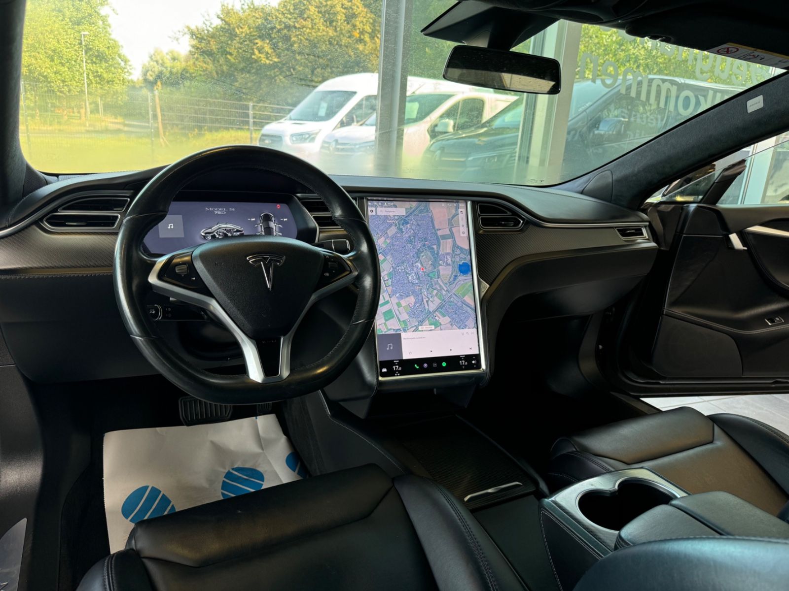 Fahrzeugabbildung Tesla Model S /Panodach/20Zoll/Vollleder-Sportsitze