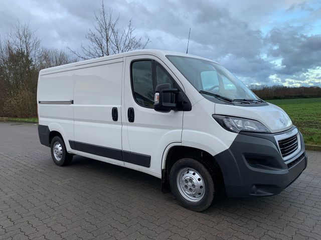 Peugeot Boxer Kasten 330 L2H1 Premium BlueHDi 130