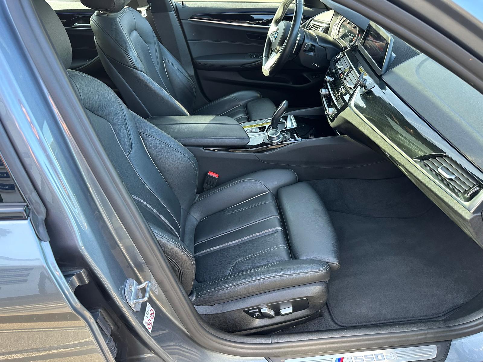 BMW M550 3.0 TURBODIESEL*TWA*360°CAM*SHZ*PANO*ALU | 400 ch | 4X4 | BVA