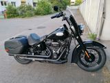 Harley-Davidson Softail Heritage Classic 114 black finish FLHCS - Offers matching your search criteria
