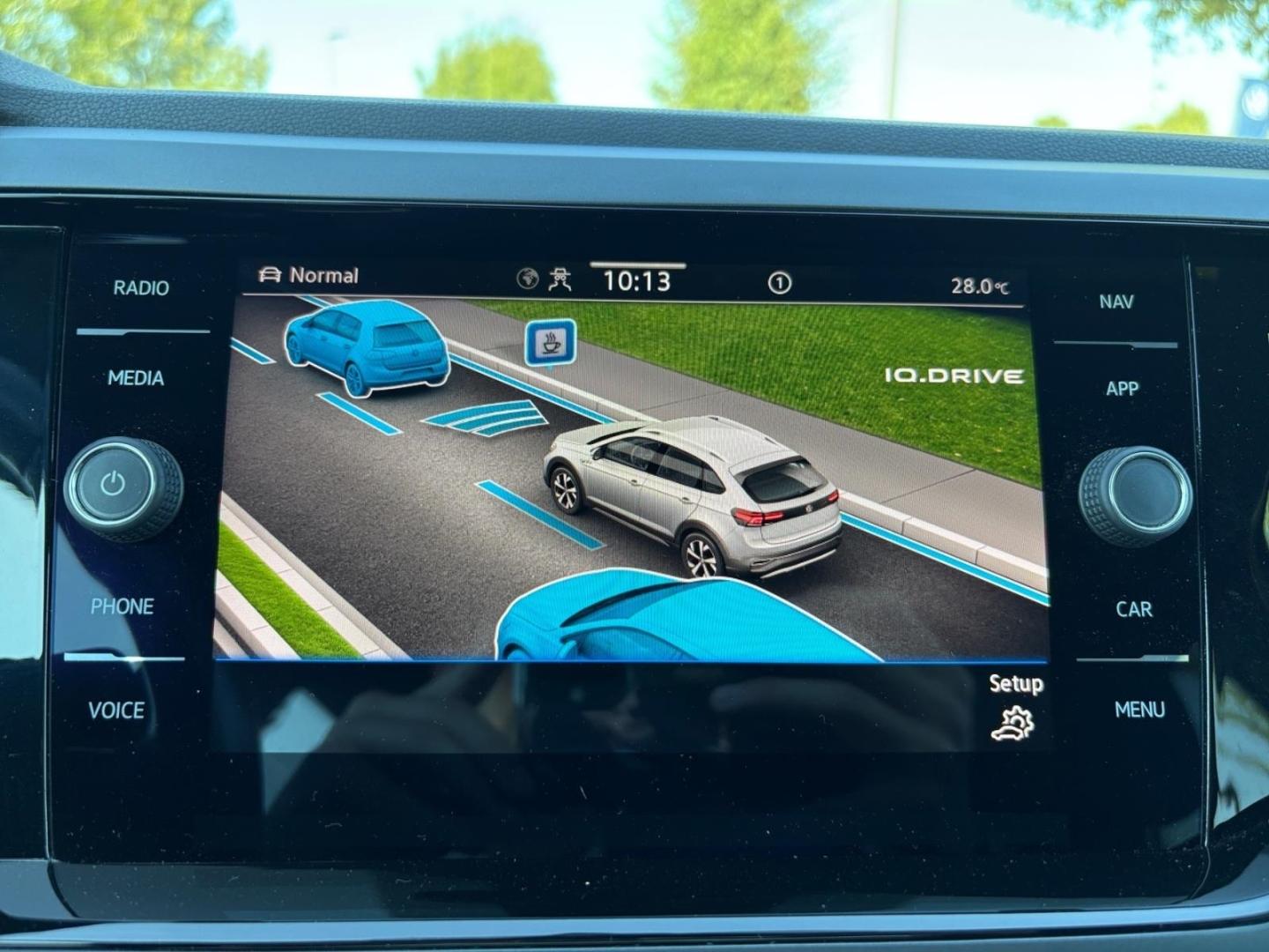Volkswagen Taigo R-Line 1.0 TSI DSG Rückfahrkamera ACC Keyl, миниатюра 30