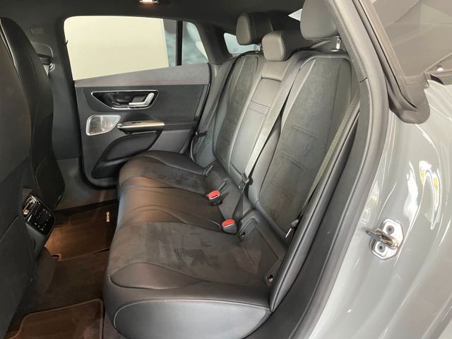 Fahrzeugabbildung Mercedes-Benz EQE 500 4M AMG-Line Airmatic/360°/manufaktur