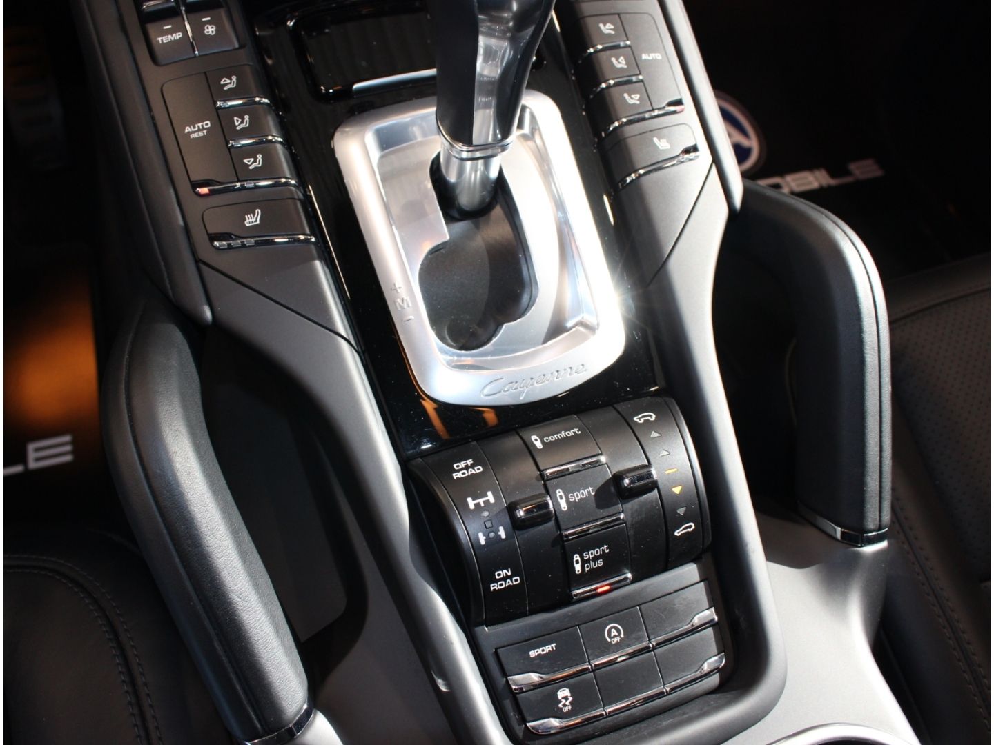 Fahrzeugabbildung Porsche Cayenne 3.0 Diesel *Pano*Standh.*Kamera