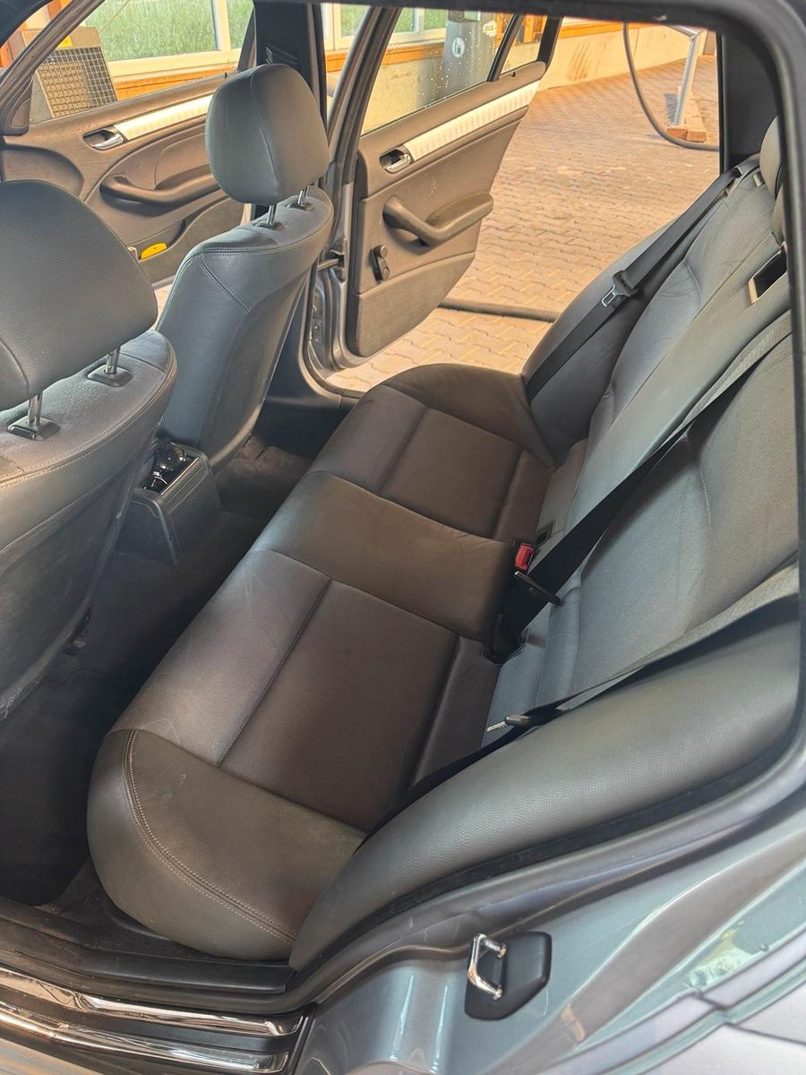BMW 318 2004 — photo 9