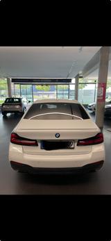 BMW 540d xDrive A / M Sport /Limo /SHZ/AHK - BMW 540 Gebrauchtwagen in München