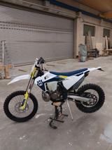 Husqvarna Te 300 i - HUSQVARNA TE 300I