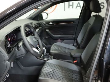 Fahrzeugverkauf 11 Volkswagen T-Roc 1.5 DSG R-Line Black AHK Pano Matrix Kame.