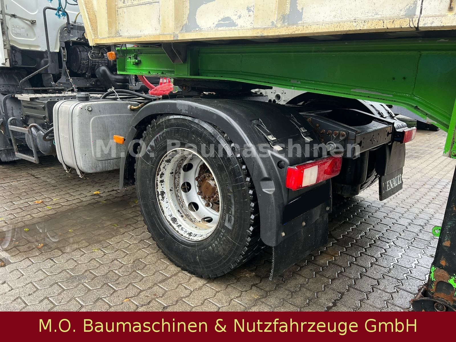 Fahrzeugabbildung Renault Premium 450 DXI / 4x2 / AC / Euro 5 /