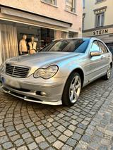 Mercedes-Benz Mercedes-Daimler-C 200 W203 (Turbo Diesel)... - Mercedes-Benz mit Diesel-Antrieb: Turbo