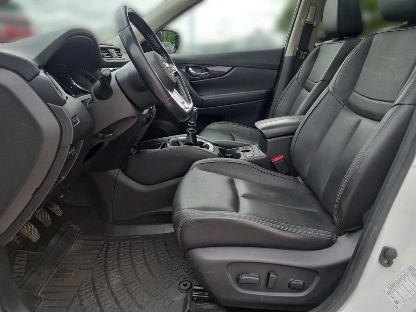 Fahrzeugabbildung Nissan X-Trail Tekna (T32)(05.2014- )