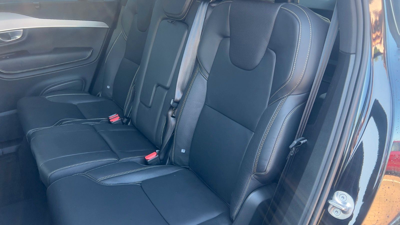 Fahrzeugabbildung Volvo XC90 B5 D AWD Plus Bright*STDHZG*360°*LUFT*ACC*