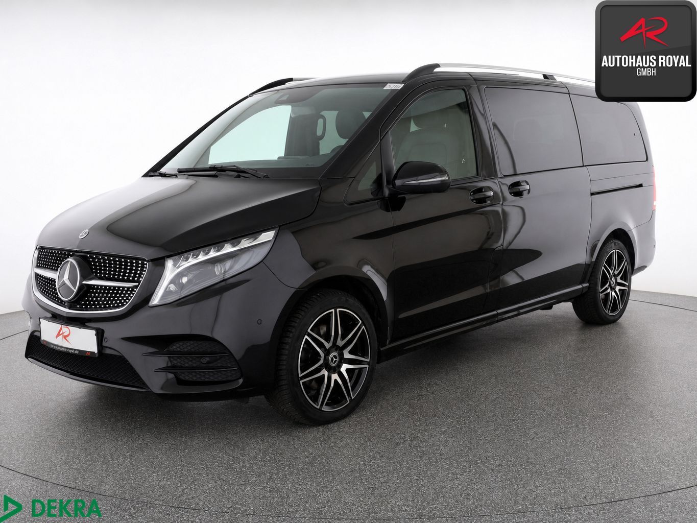 MERCEDES-BENZ V 300 d 4M AMG LANG 7 SITZE DISTRO,360GRAD,AHK