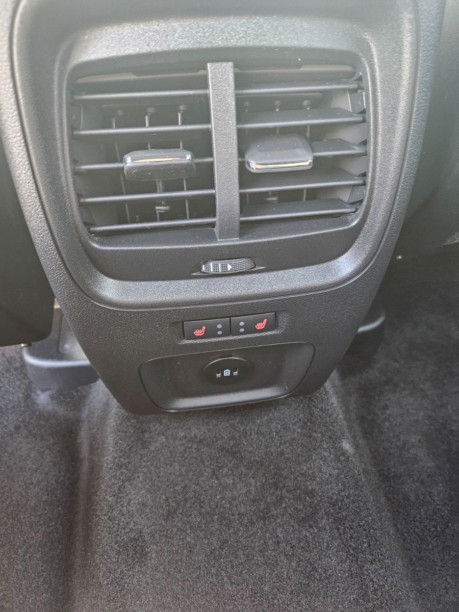 Fahrzeugabbildung Ford Kuga Hybrid ST-Line X