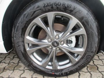 Ford Kuga ST-Line X   PDC+Assist + LED + Kamera  PA