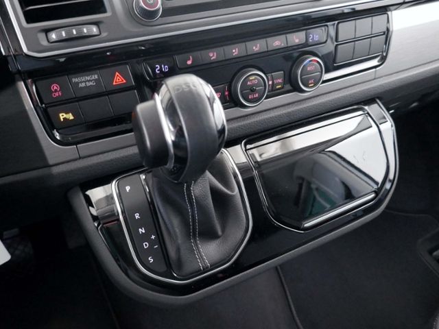 Fahrzeugabbildung Volkswagen T6 Multivan *70 Jahre Bulli* KR 2.0 TDI | LED