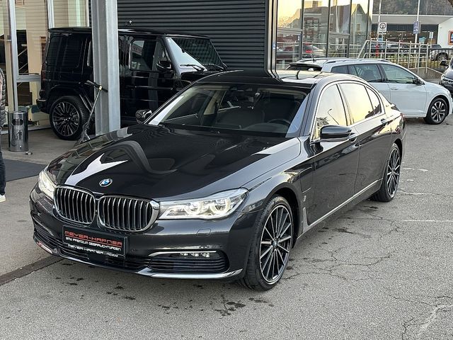 BMW 740Le PHEV xDrive Aut. LED, 20 Zoll, Glas Dac...