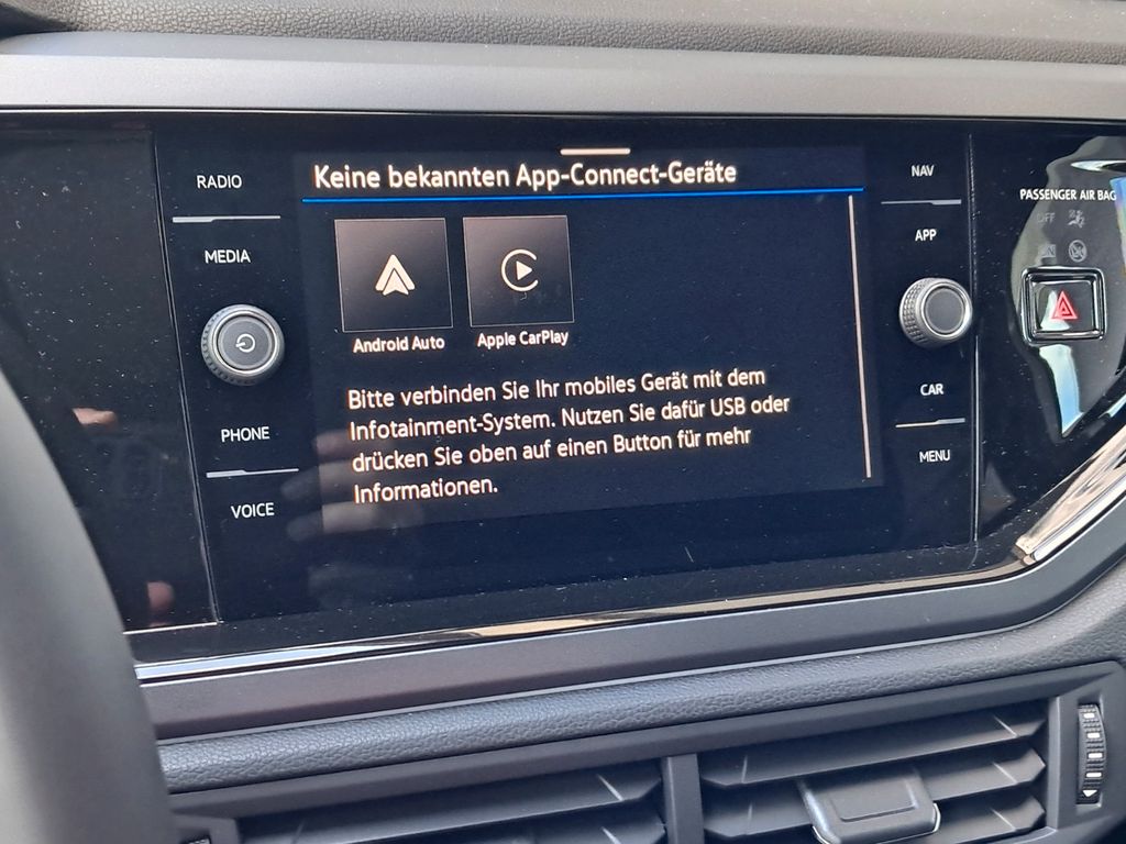 VW Taigo 1.5 TSI DSG R-Line Schiebedach AHK Matrix - Bild 19