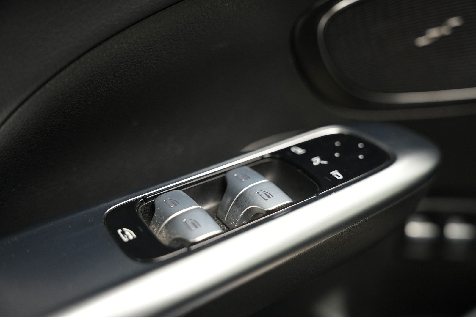 Fahrzeugabbildung Mercedes-Benz C 300e T *Ambiente*SHZ*Rückfahrkamera*T-Winkel*